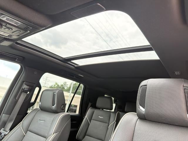2024 Cadillac Escalade Sport