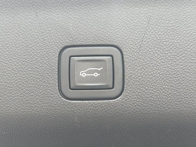 2023 Cadillac Escalade ESV Luxury