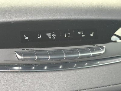 2023 Cadillac Escalade ESV Luxury