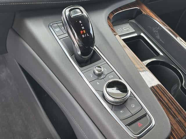 2023 Cadillac Escalade ESV Luxury