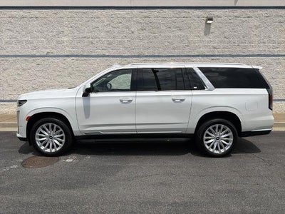 2023 Cadillac Escalade ESV Luxury