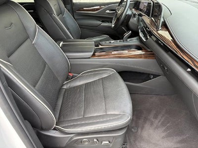 2024 Cadillac Escalade ESV Premium Luxury