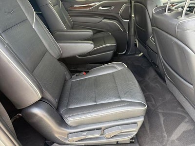 2023 Cadillac Escalade ESV 4WD Premium Luxury