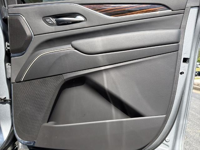2023 Cadillac Escalade ESV 4WD Premium Luxury