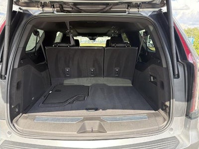 2023 Cadillac Escalade ESV 4WD Premium Luxury