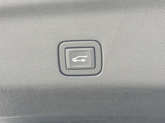 2024 Cadillac Escalade ESV Sport Platinum