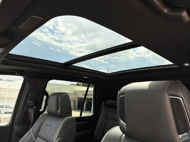 2025 Cadillac Escalade Premium Luxury