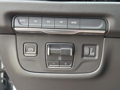 2025 Cadillac Escalade Premium Luxury