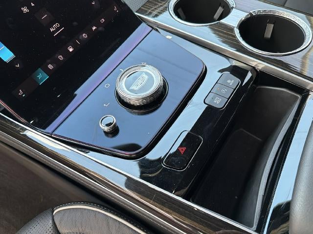 2025 Cadillac Escalade Premium Luxury