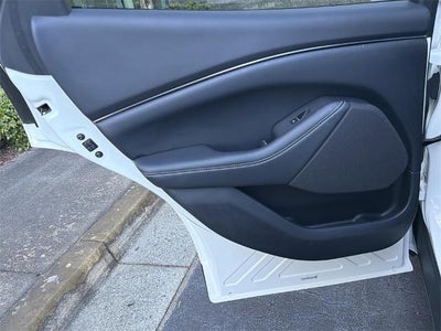 2022 Ford Mustang Mach-E California Route 1