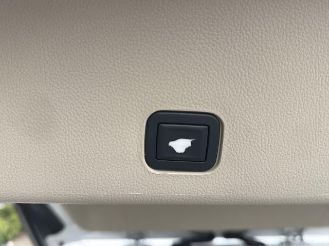 2011 Cadillac SRX Performance Collection