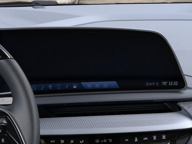2027 Cadillac OPTIQ Premium Luxury