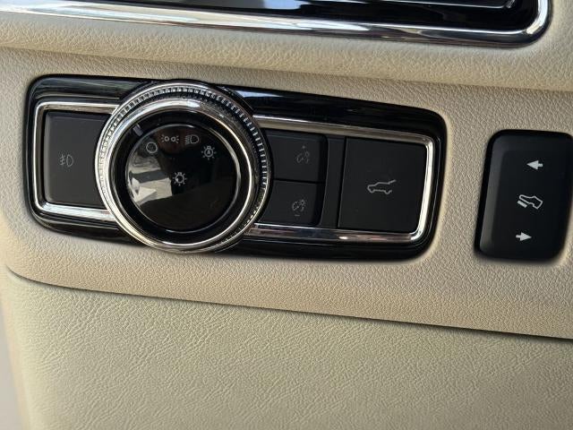 2018 Lincoln Navigator Select