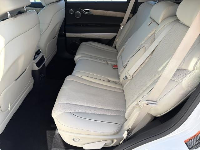2023 Genesis GV80 Base