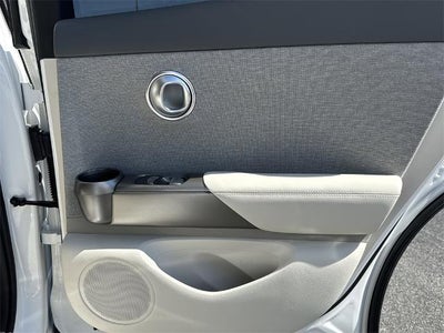 2024 Genesis GV60 Standard