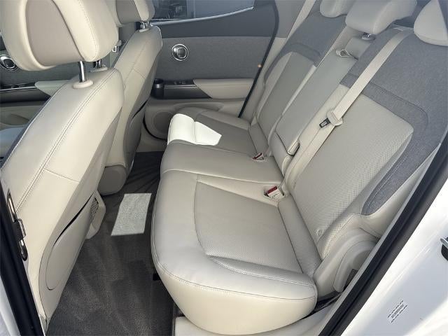 2024 Genesis GV60 Standard