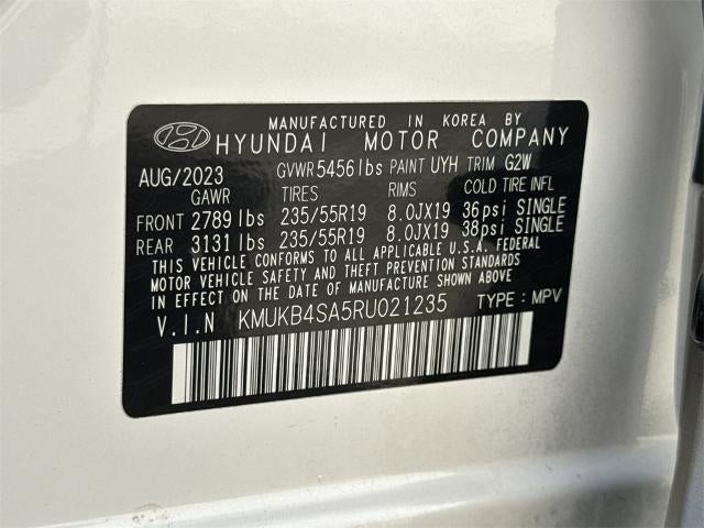 2024 Genesis GV60 Standard