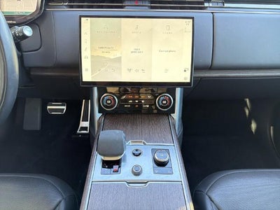 2023 Land Rover Range Rover SE