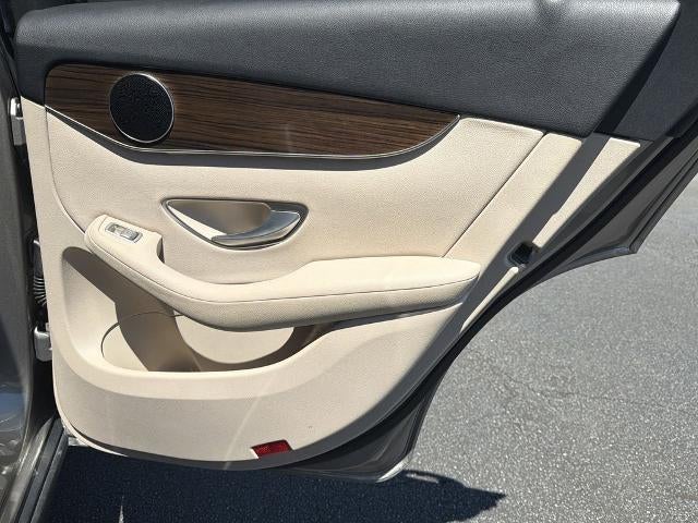 2021 Mercedes-Benz GLC GLC 300