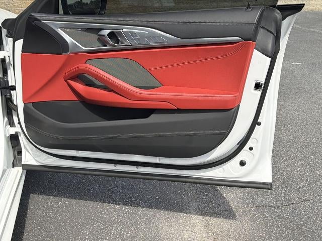 2022 BMW 8 Series 840i