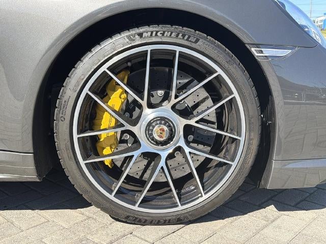 2018 Porsche 911 Turbo