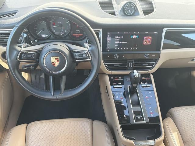 2023 Porsche Macan Base