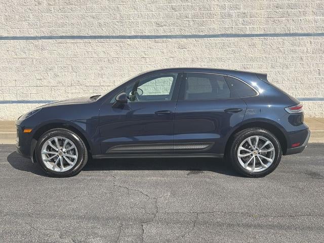 2023 Porsche Macan Base