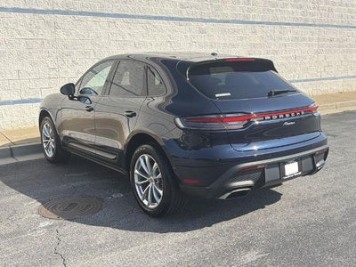 2023 Porsche Macan Base