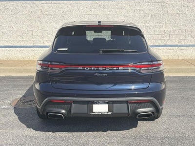 2023 Porsche Macan Base