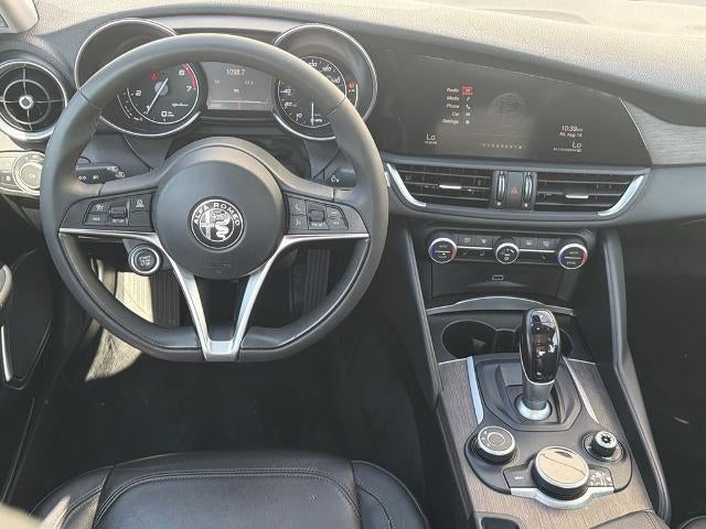 2017 Alfa Romeo Giulia Ti