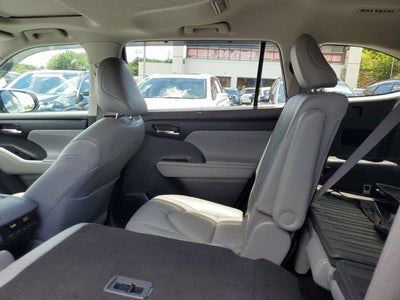 2022 Toyota Highlander XLE
