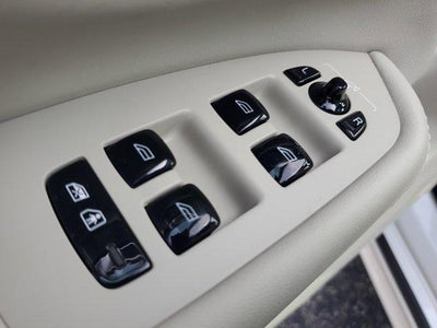 2024 Volvo XC90 Core Bright Theme